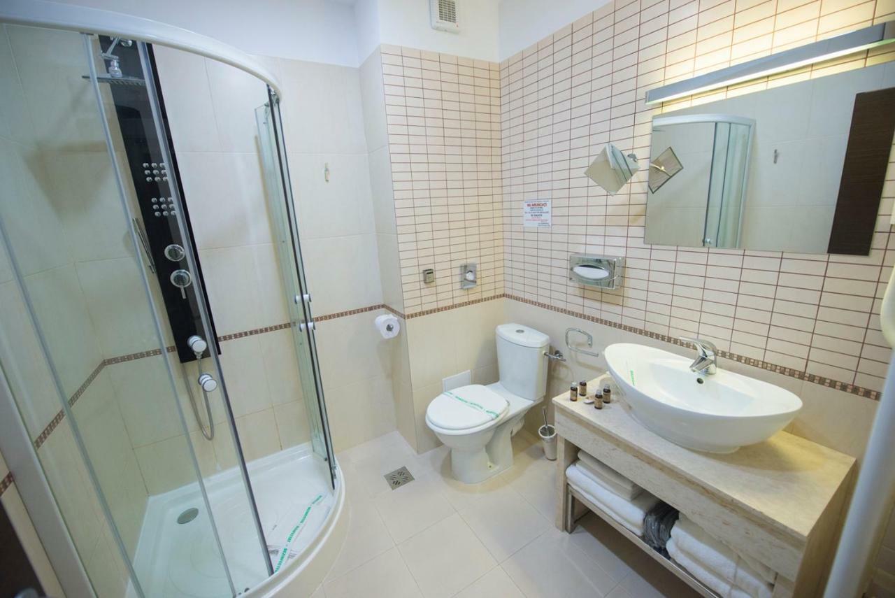 Imago Boutique Hotel 마마이아 외부 사진
